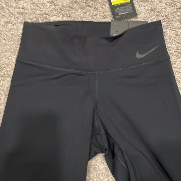 Nike Leggings⭐️NEW - Picture 5 of 7